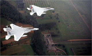 Illustration for article titled The Amazing Saga Of How Israel Turned Its F-15s Into Multi-Role Bombers
